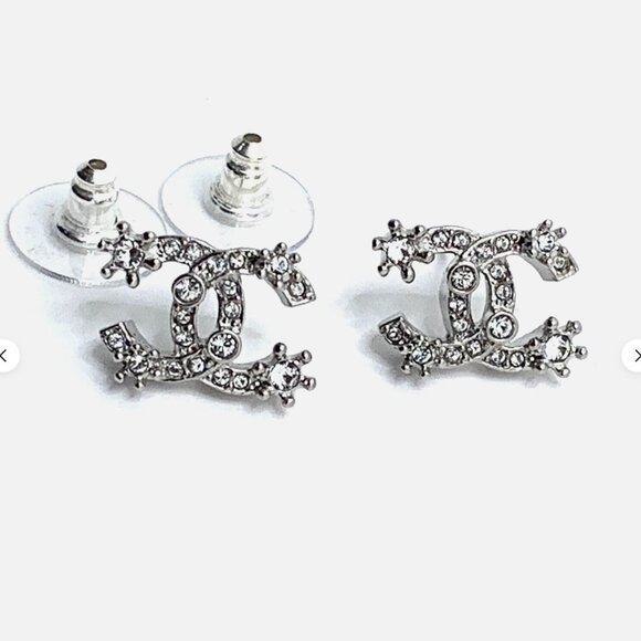 Authentic Chanel CC Earrings Silver With Crystals Brand New - Picture 4 of 10
